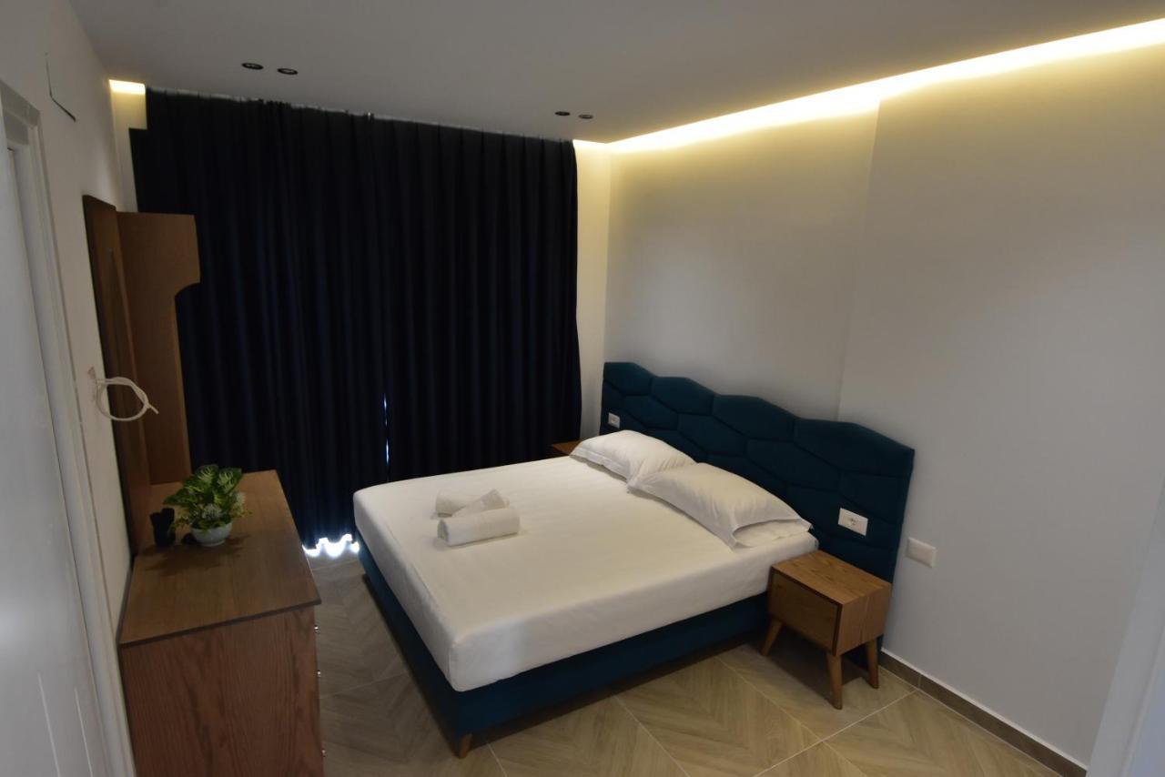 Agimi Hotel Ksamil Buitenkant foto