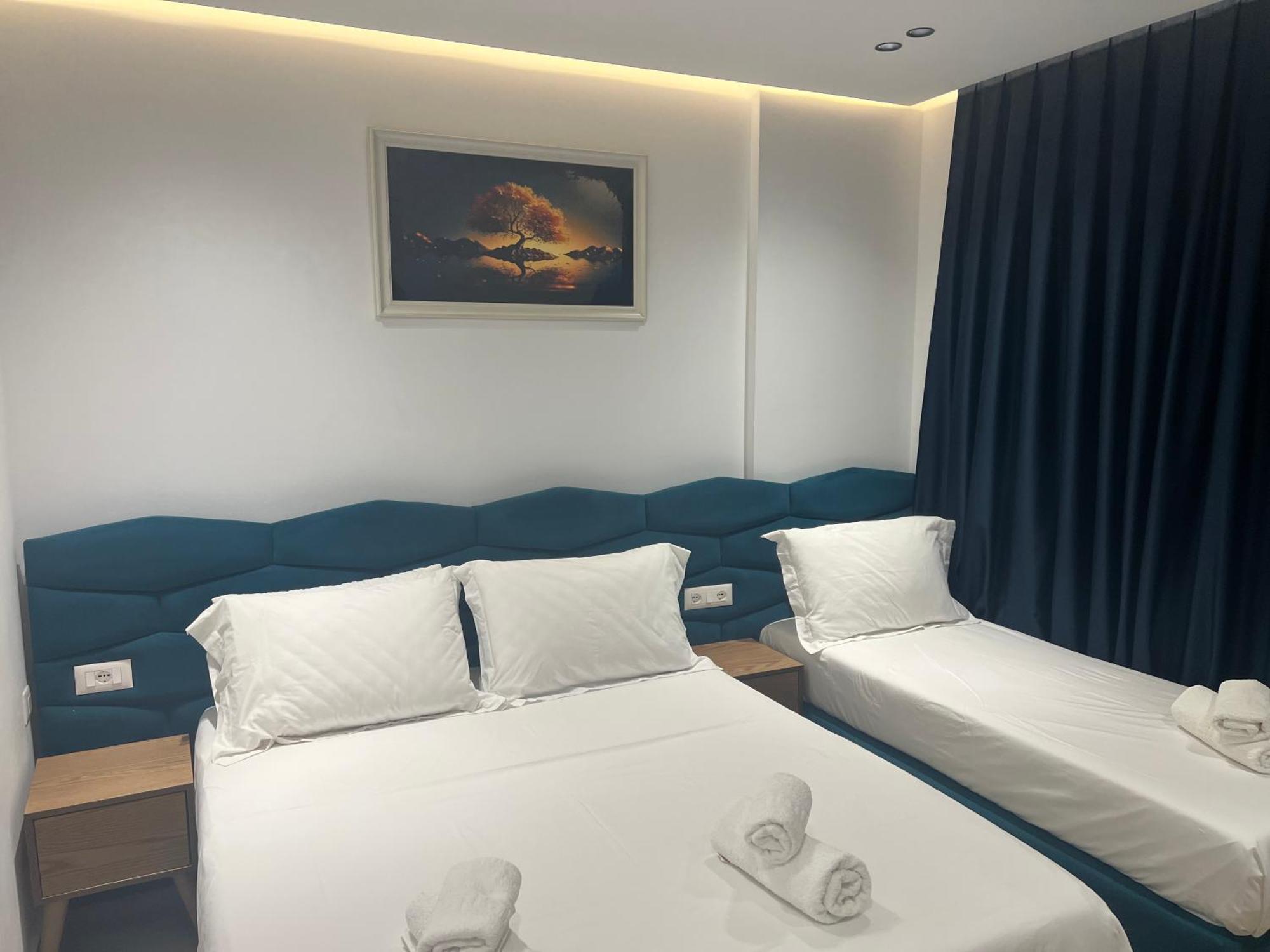 Agimi Hotel Ksamil Buitenkant foto