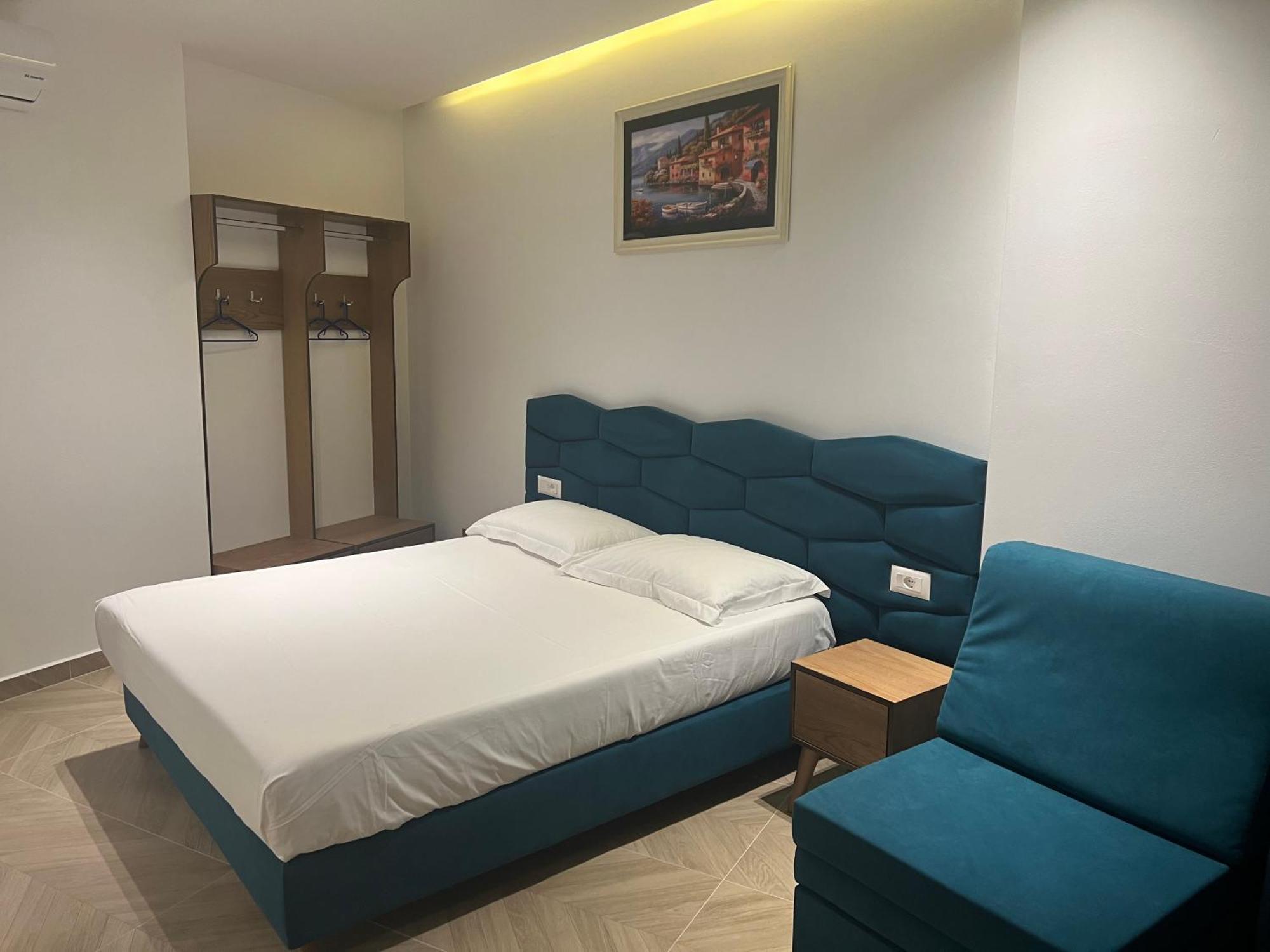 Agimi Hotel Ksamil Buitenkant foto