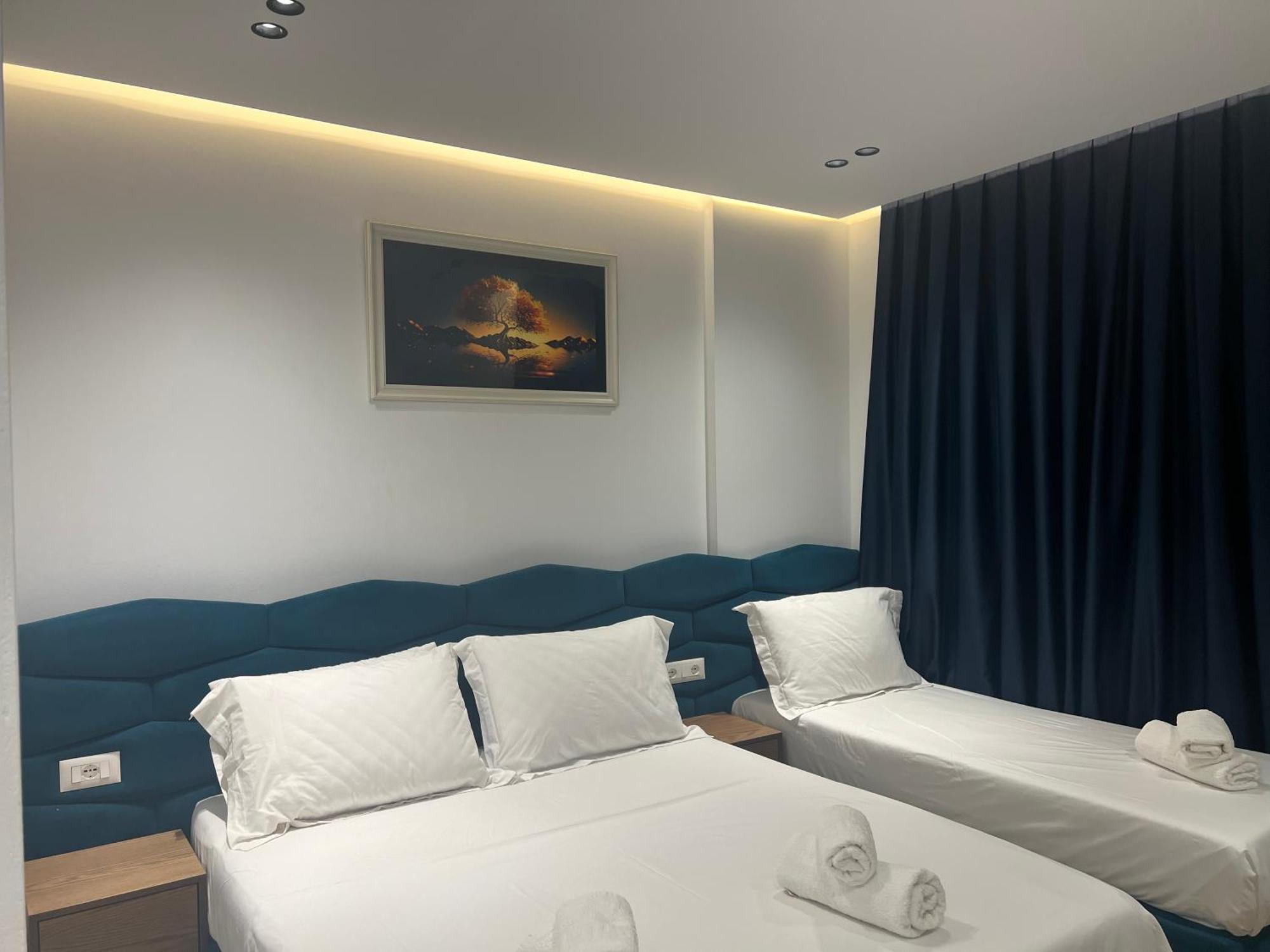 Agimi Hotel Ksamil Buitenkant foto