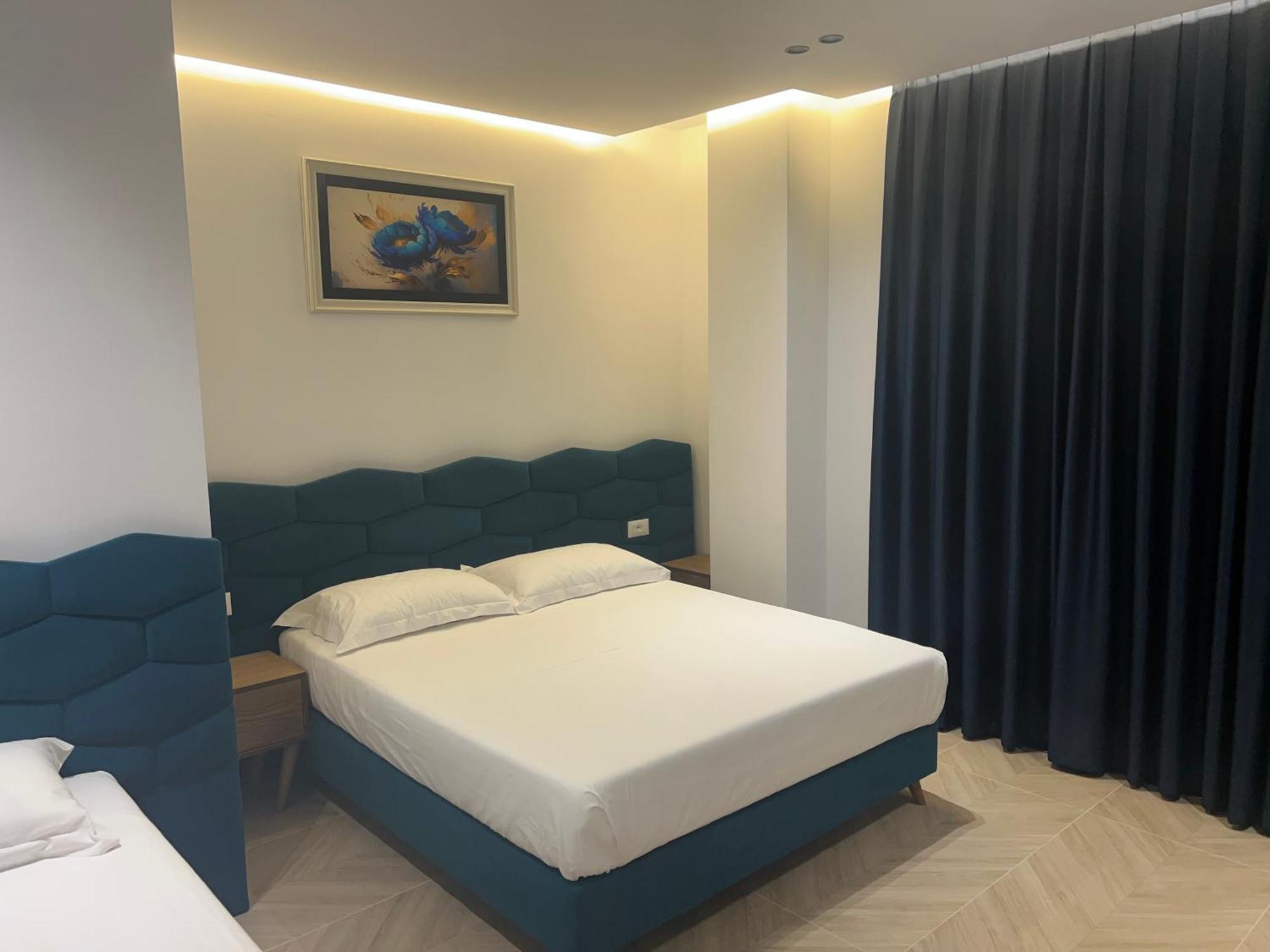 Agimi Hotel Ksamil Buitenkant foto